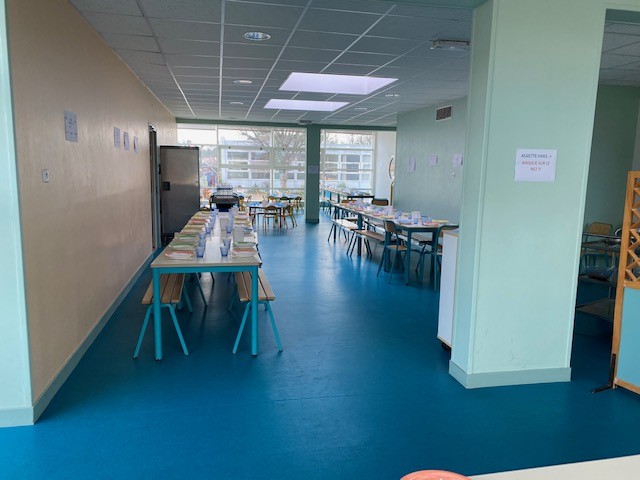 restaurant-scolaire-2