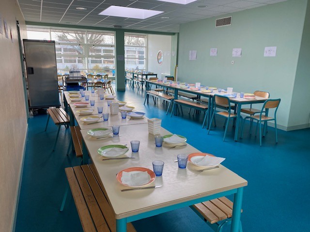 restaurant-scolaire-3